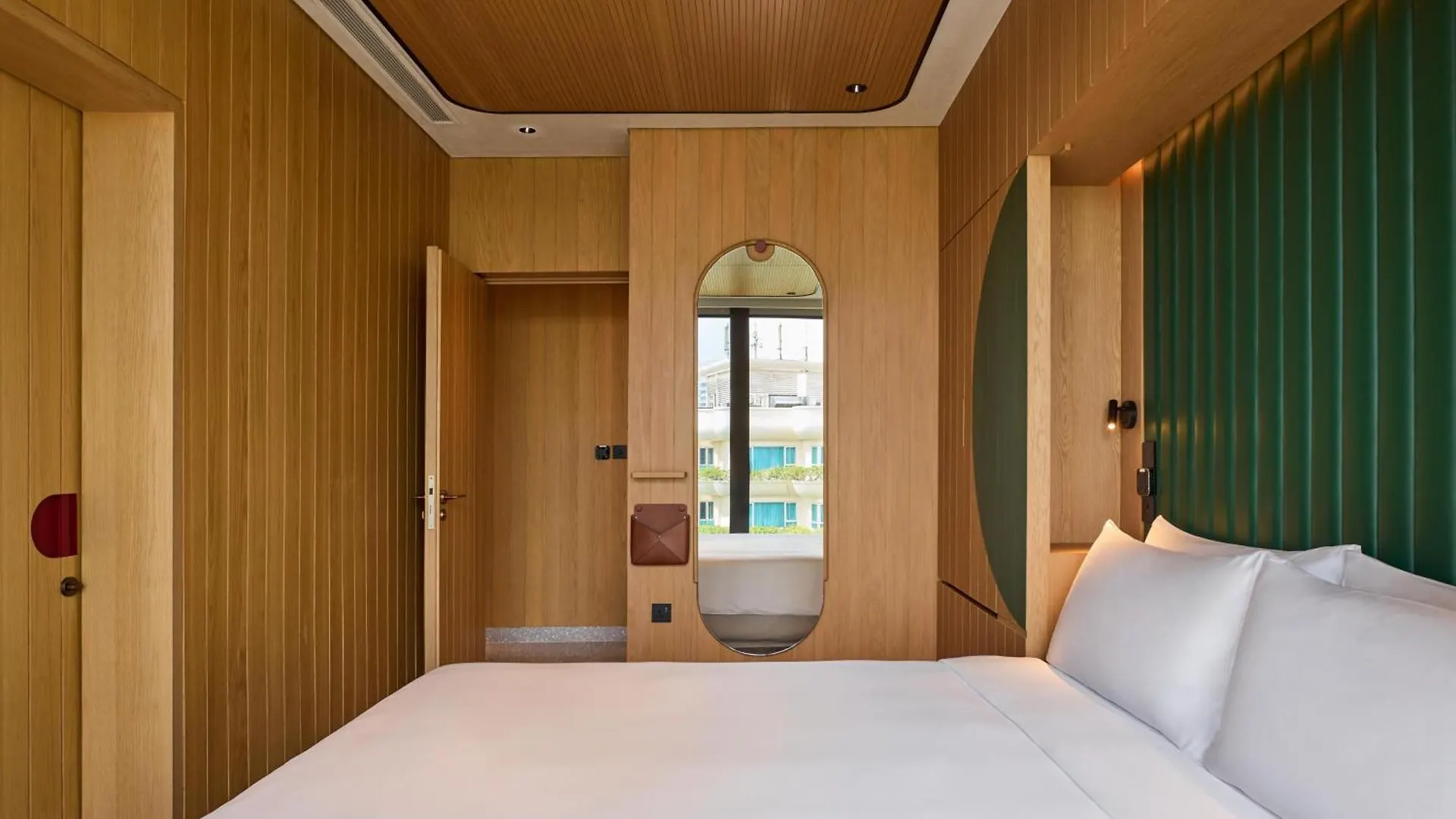 The Standard, Singapour